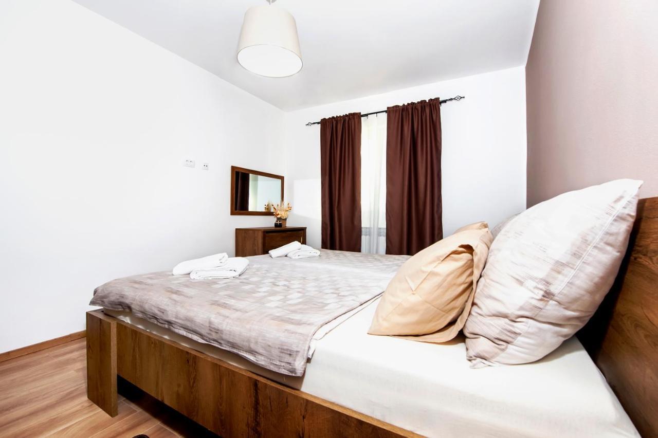 Apartment Miral Rovinjsko Selo Exteriör bild